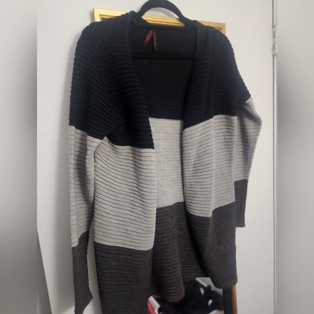 Coloblock cardigan